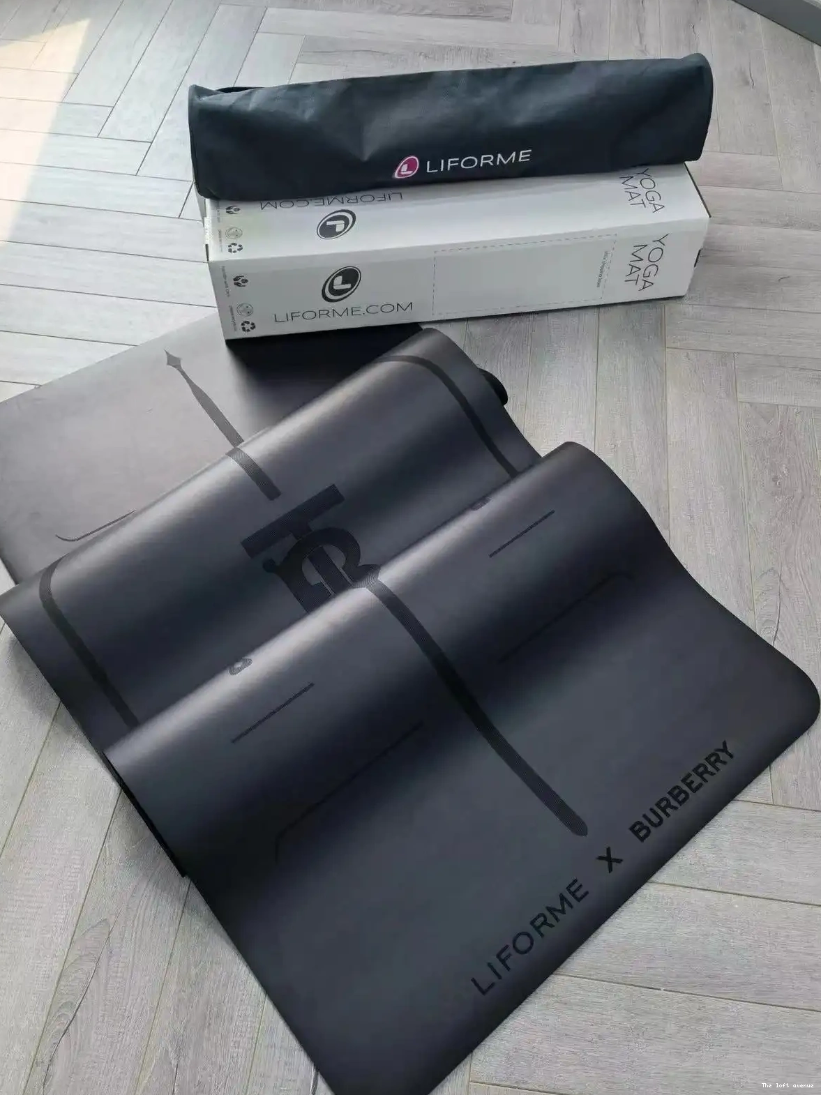 YOGA BURBERRY MAT 0516